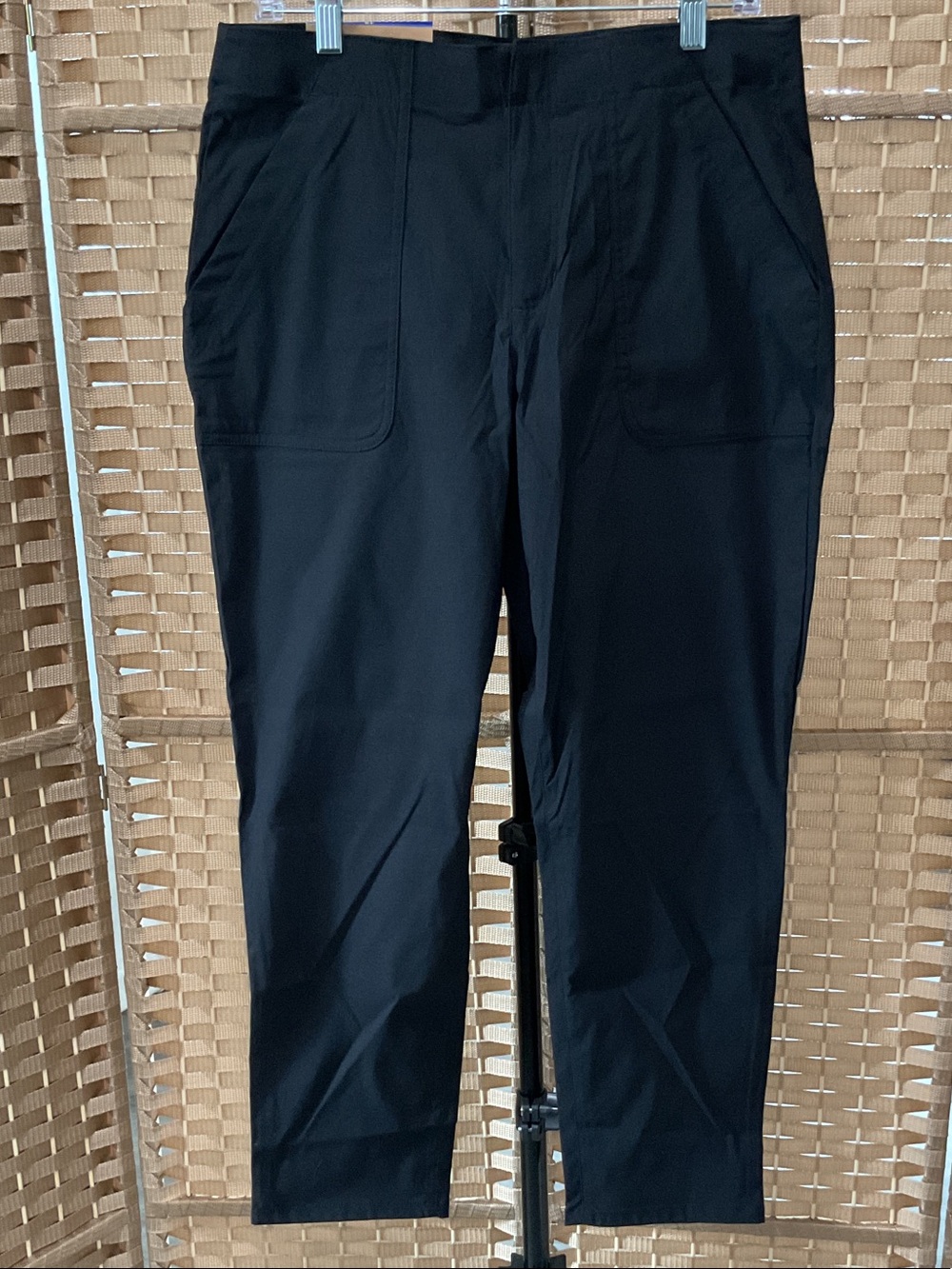 Eddie Bauer Black Straight-Leg Women's Travel Pants